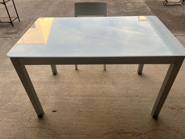 Mesa de cocina cristal y metal