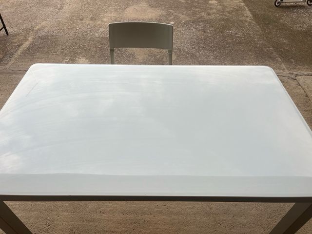 Mesa de cocina cristal y metal