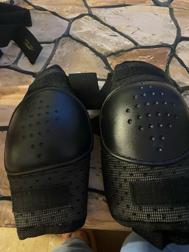 Protecciones rodillas, codos y manos