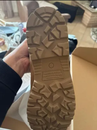 Anfibio uomo desertico colore beige/marrone