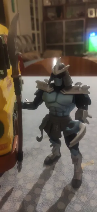 Furgoneta Tortugas Ninja COWABUNGA CARL+ Figuras