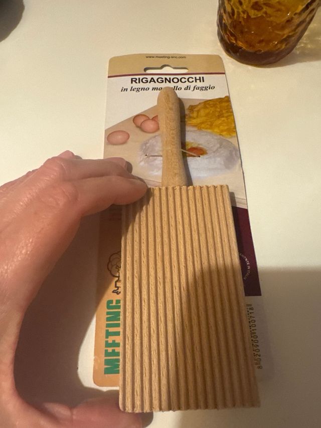 Rigagnocchi in legno massello di faggio