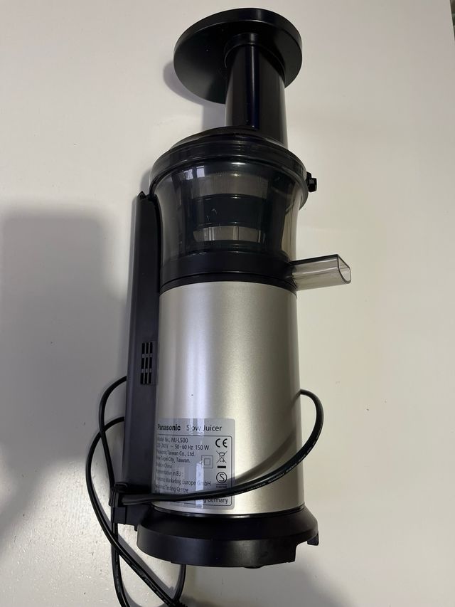 Panasonic MJ-L500 Slow Juicer