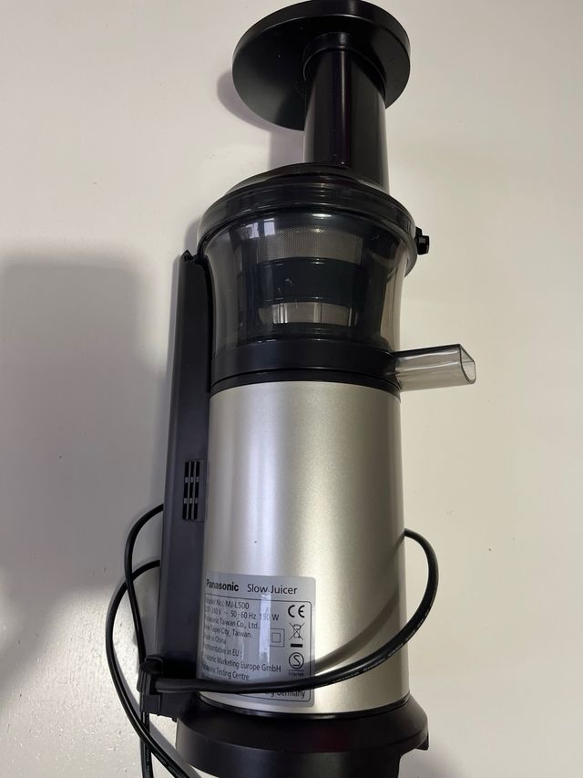 Panasonic MJ-L500 Slow Juicer