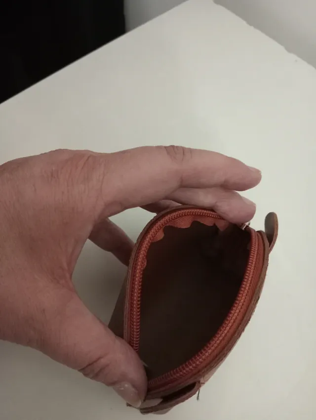 Monedero gatito marrón