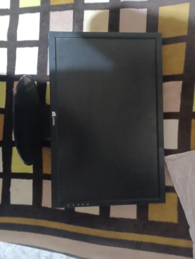 Monitor Yuraku 22 Negro