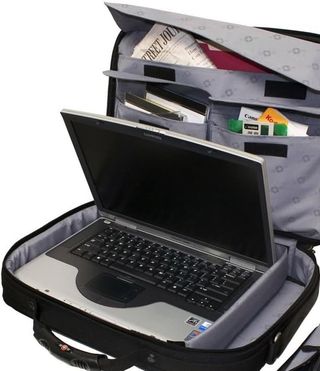 Maletín Freecom Yukon para PC 17