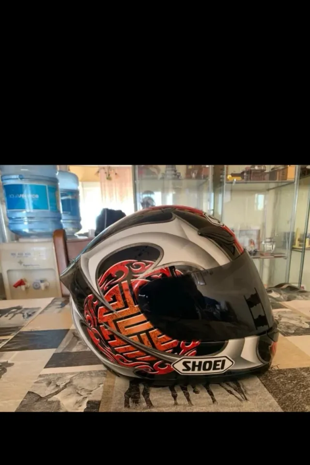Casco Shoei Negro Rojo