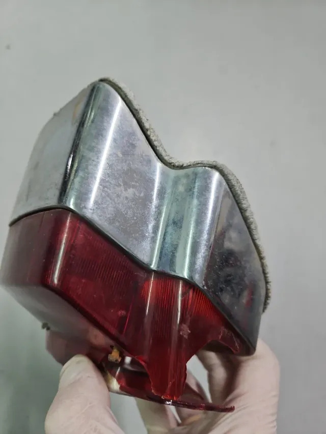 Piloto trasero Vespa 150s