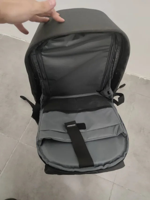 Mochila antirrobo XD DESIGN Bobby Hero