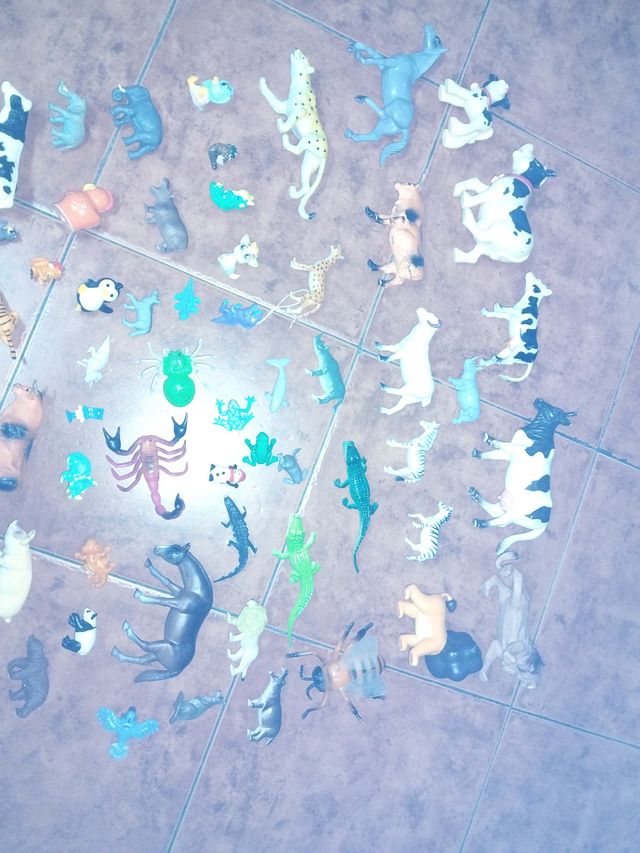 Lote 60 animales de juguete