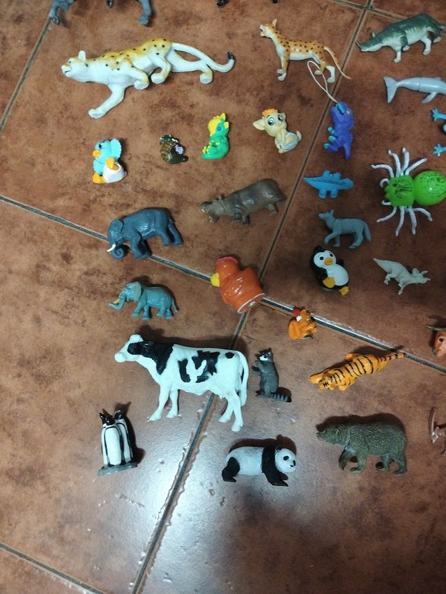 Lote 60 animales de juguete