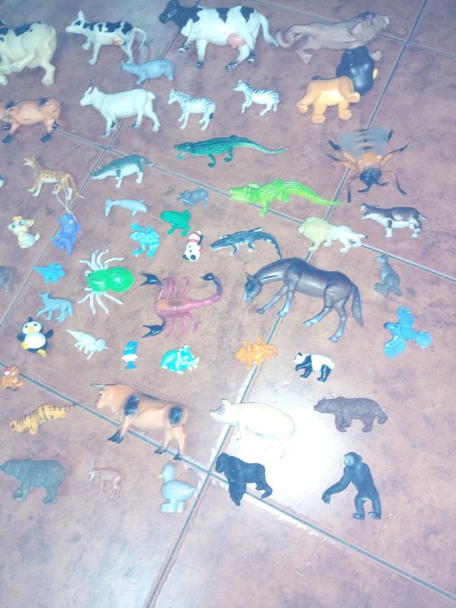 Lote 60 animales de juguete