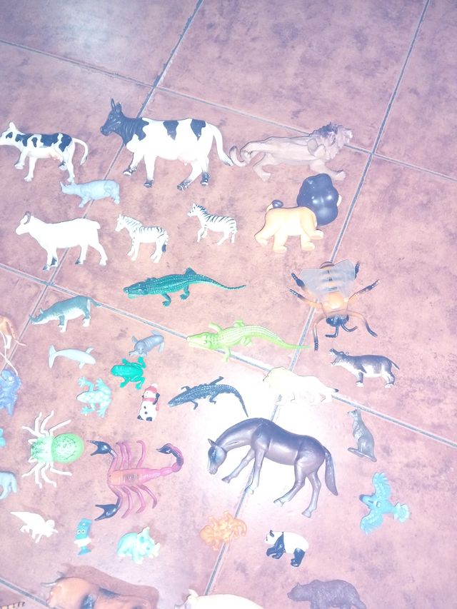 Lote 60 animales de juguete