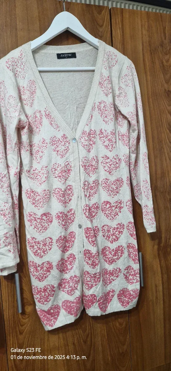 Vestido de punto con corazones