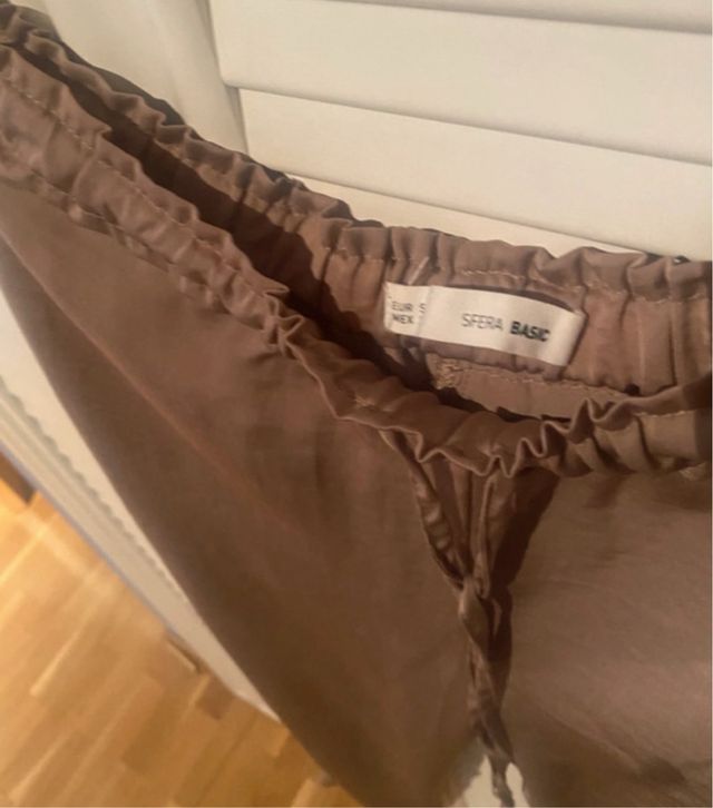 Pantalón Sfera Raso Marrón Talla S