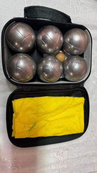 Gioco di bocce e bocce