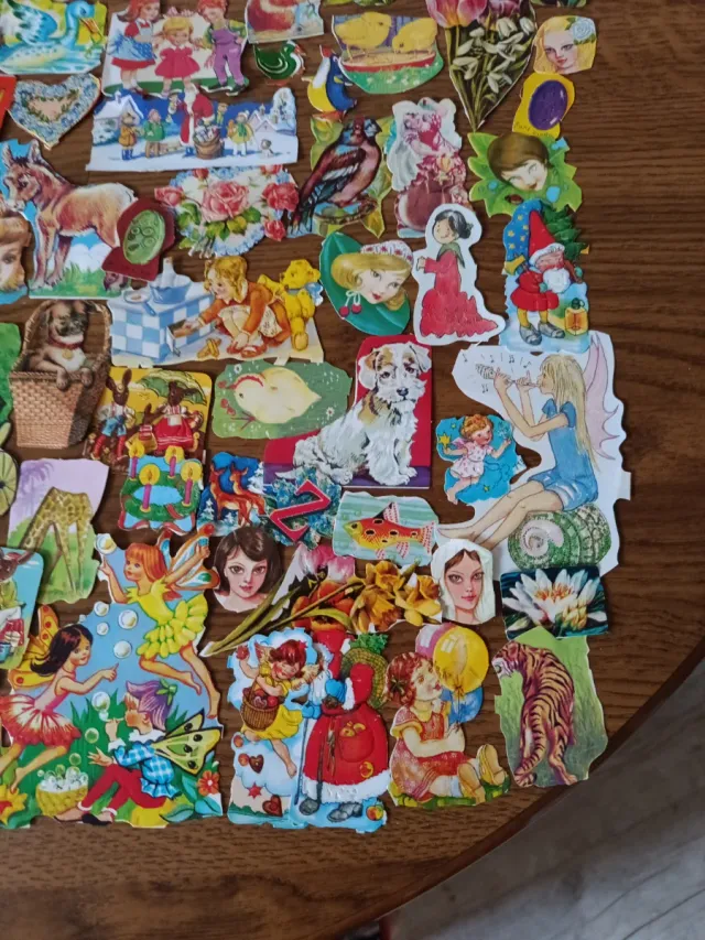 Lote de Cromos de Vários Tamanhos