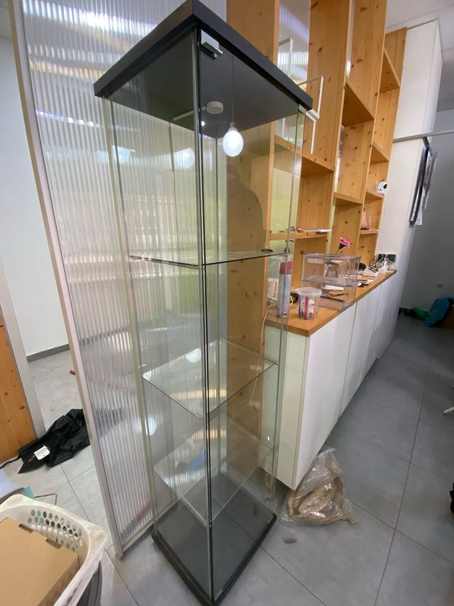 Vitrina expositora cristal negra