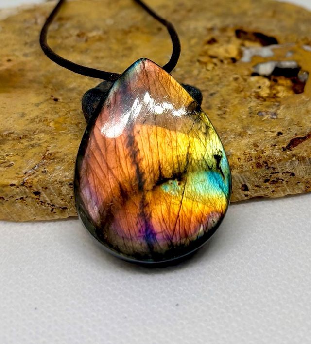 Labradorita arcoiris colgante