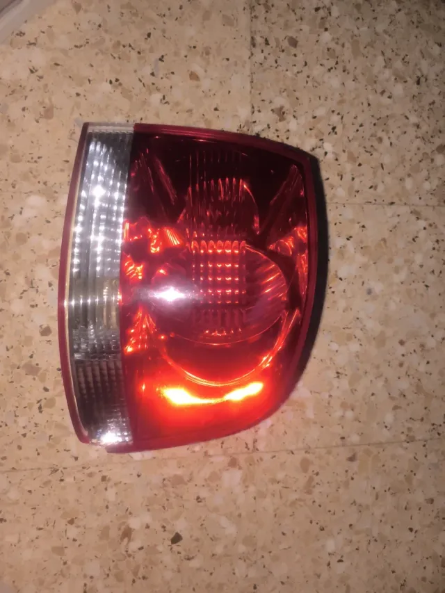 Piloto Trasero Derecho VW Touareg