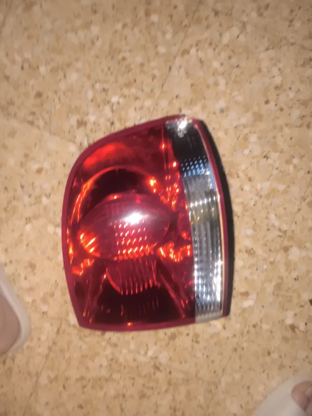 Piloto Trasero Derecho VW Touareg