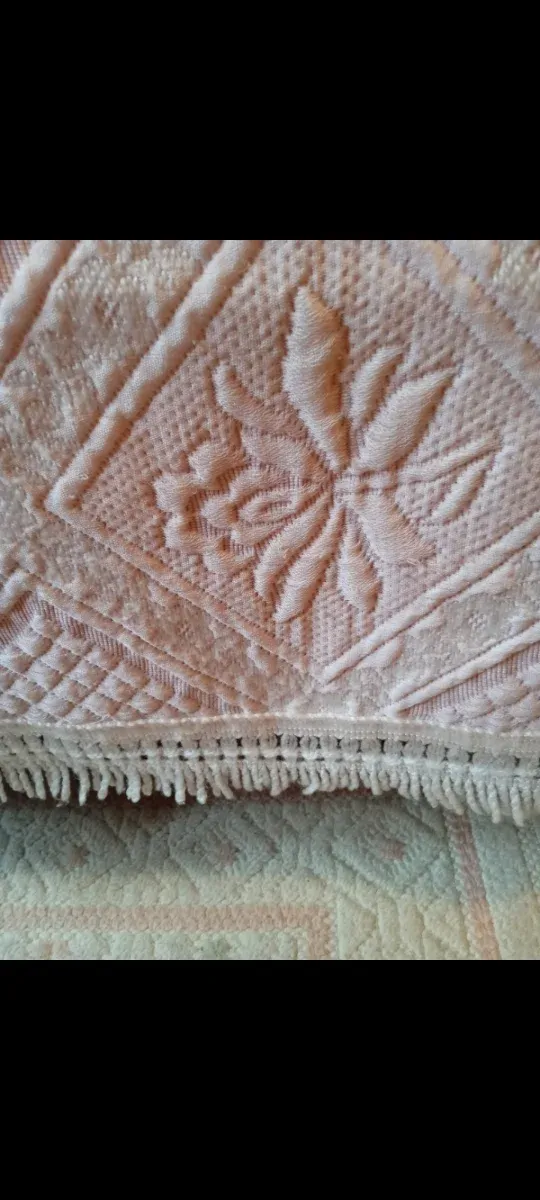 2 COLCHAS COM PRENDA