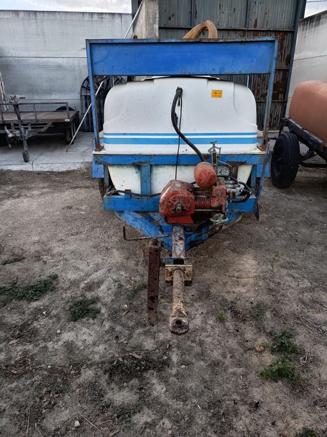 Cuba 3000L para tractor  para más información