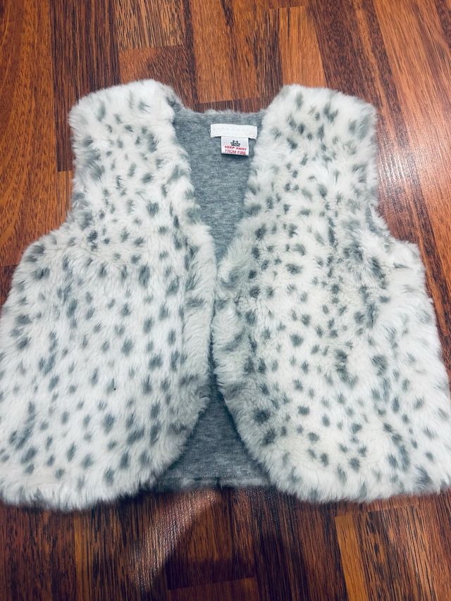 Chaleco pelo niña Zara Talla 2-3