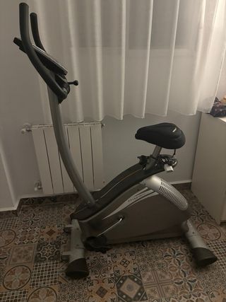 Bicicleta Estática BH Fitness
