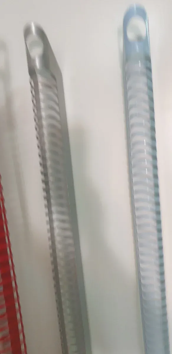 Estantería CD Metal y Plástico