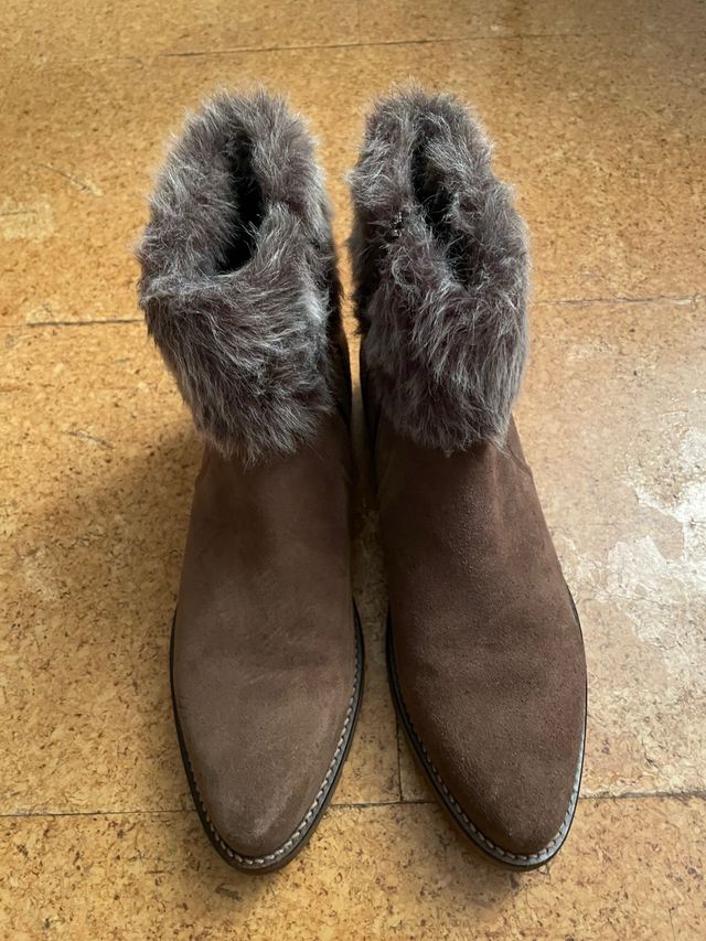Botas de ante marrón talla 40