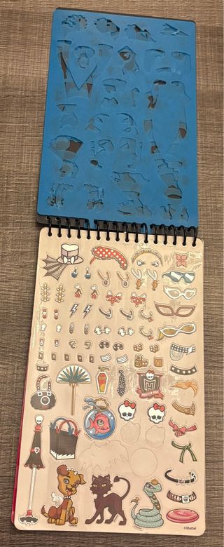 2 libri di design e moda di Monster High