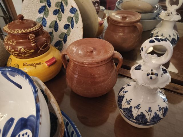 Lote de cerámica artesanal