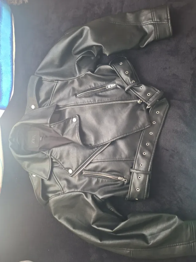 Chaqueta Cuero Zara Negra