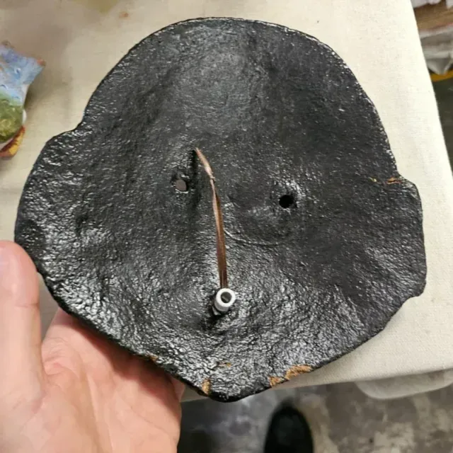 Maschera tribale africana decorata