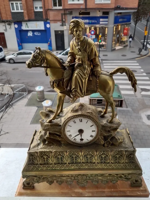 Relógio Empire Style Bronze