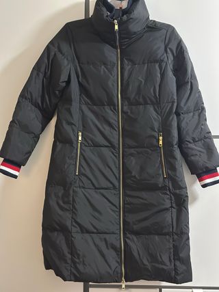 Abrigo Largo Tommy Hilfiger Negro plumas