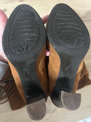 Botas altas camel UNISA