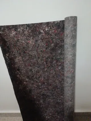 Manta protectora de fieltro gris