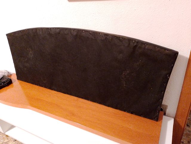Cabecero de cama negro 135cm