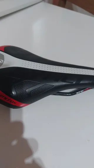 Sella Syncros Nero/Bianco/Rosso