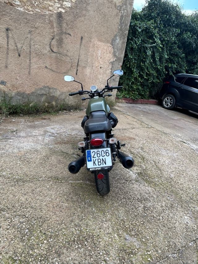 Moto Guzzi V7 III Stone Verde