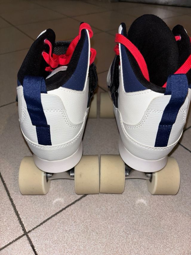 Patines quad (en paralelo) marca Oxelo talla 43