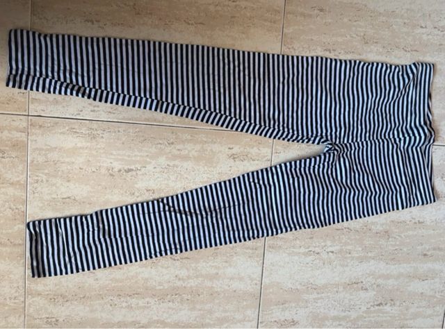 Leggings rayas azul marino y blanco