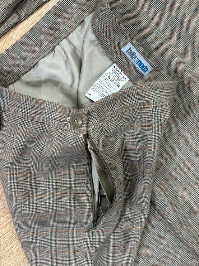 Traje de falda y chaqueta mujer