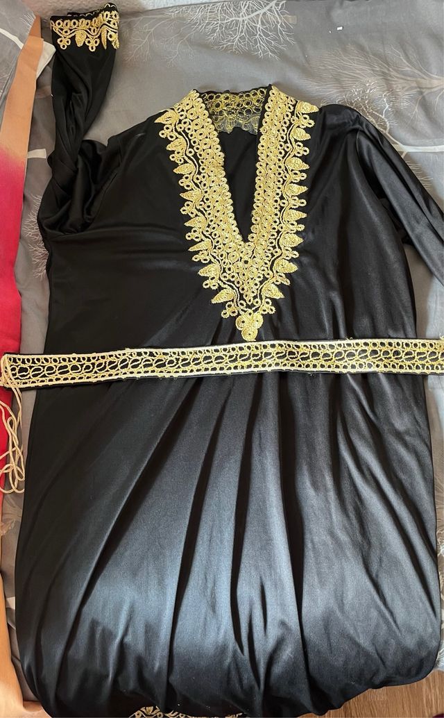 Conjunto Caftán Egipcio Negro y Dorado