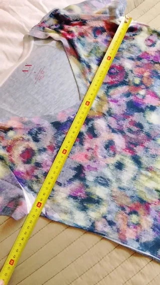 Camiseta Armani Exchange cuello pico S