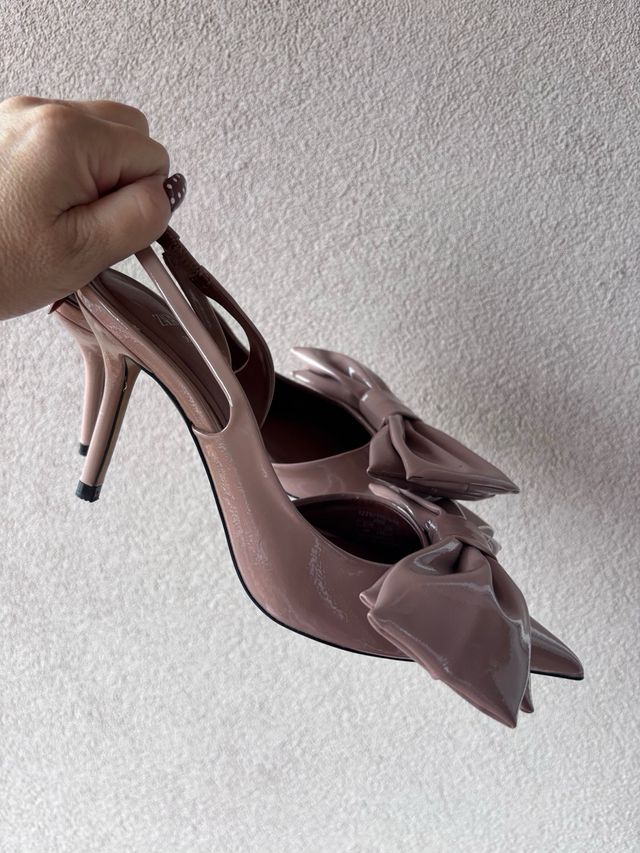 Zapatos Zara lazo beige/rosa Talla 38