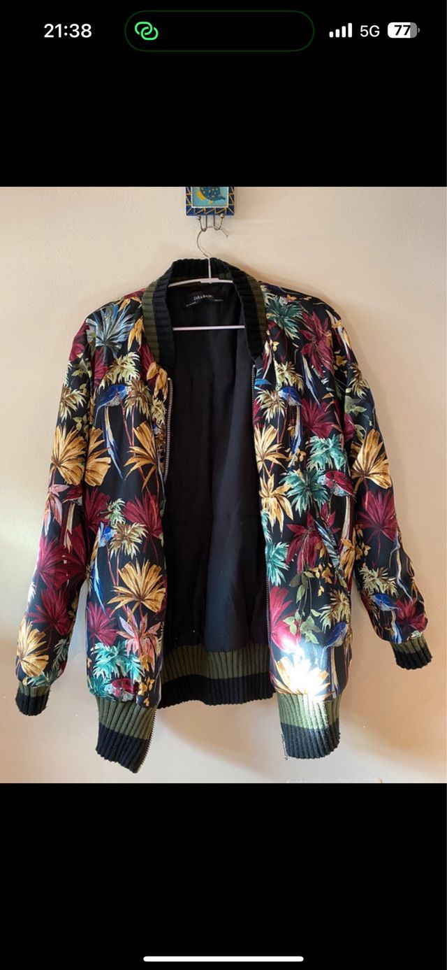 Bomber oversize estampado Zara